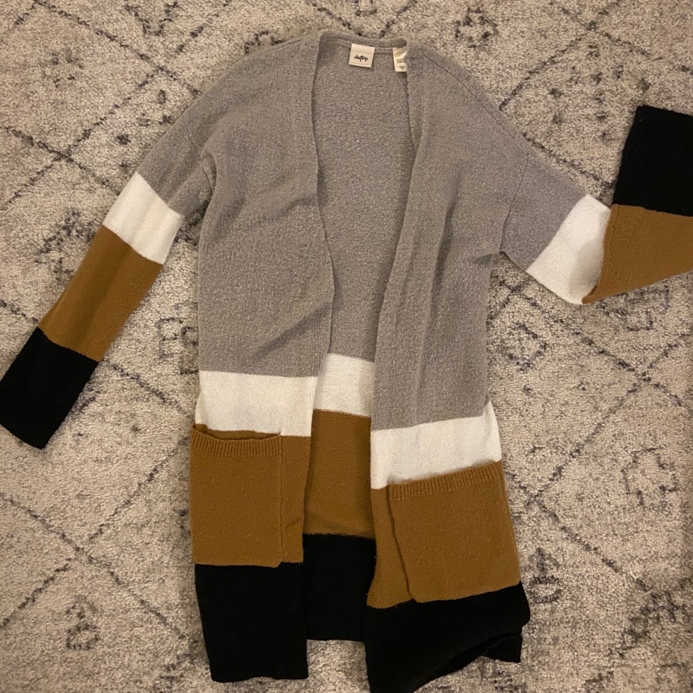Cardigan/Sweater